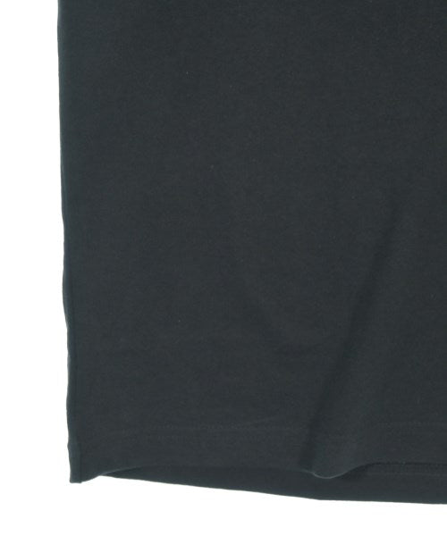 New Balance เสื้อยืด/เสื้อท็อปส์
