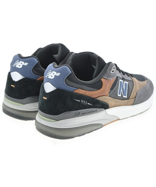 New Balance รองเท้าผ้าใบ