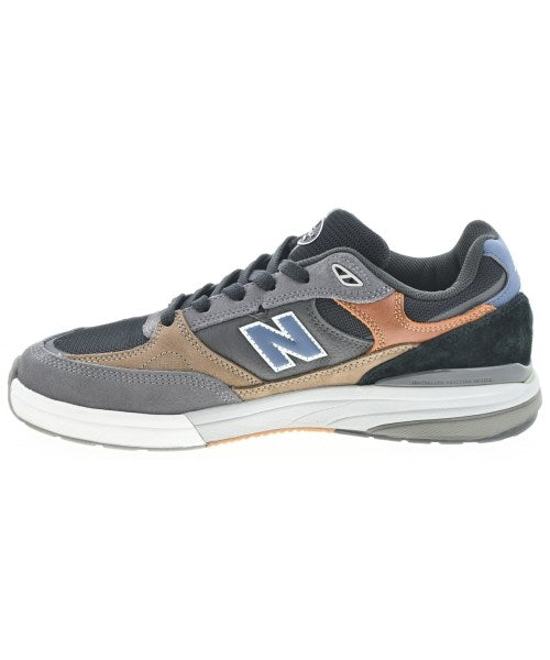 New Balance รองเท้าผ้าใบ