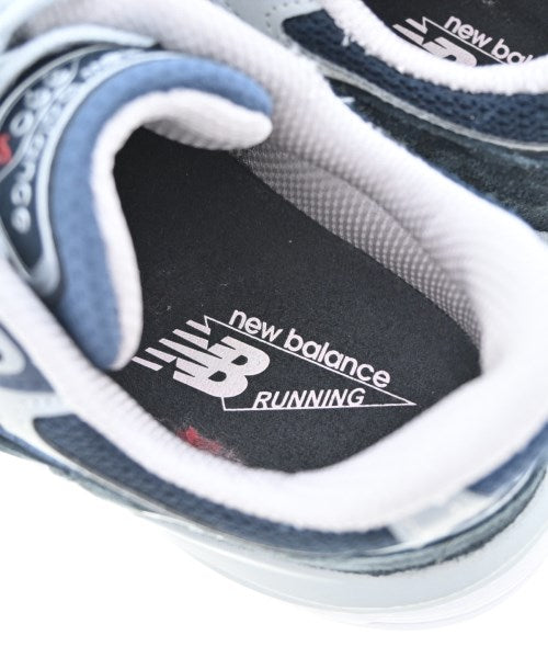 New Balance รองเท้าผ้าใบ