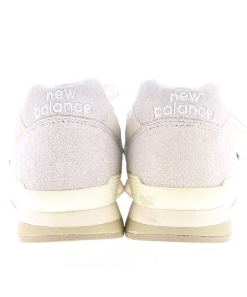New Balance รองเท้าผ้าใบ