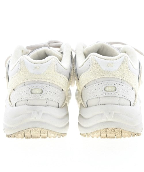 New Balance รองเท้าผ้าใบ