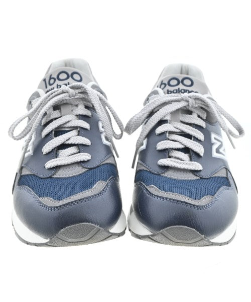 New Balance รองเท้าผ้าใบ