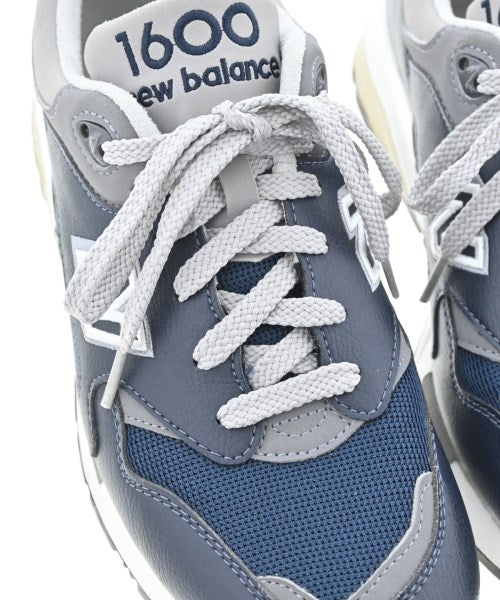 New Balance รองเท้าผ้าใบ