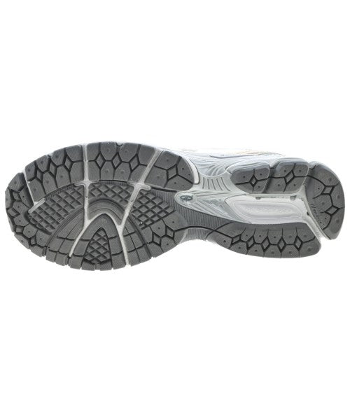 New Balance รองเท้าผ้าใบ
