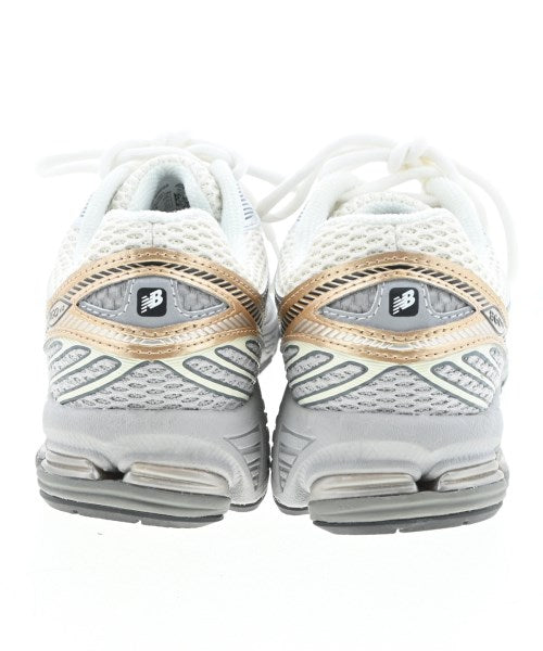 New Balance รองเท้าผ้าใบ