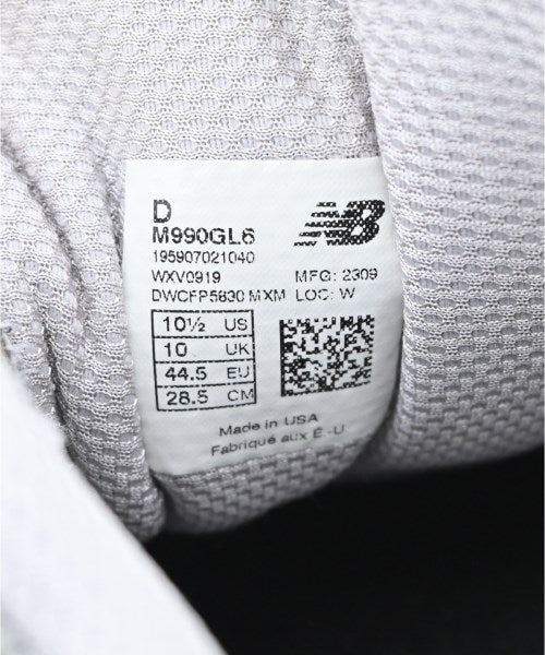 New Balance รองเท้าผ้าใบ