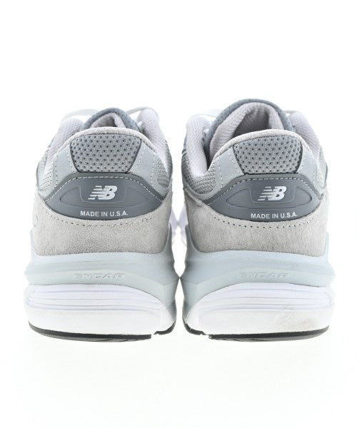 New Balance รองเท้าผ้าใบ