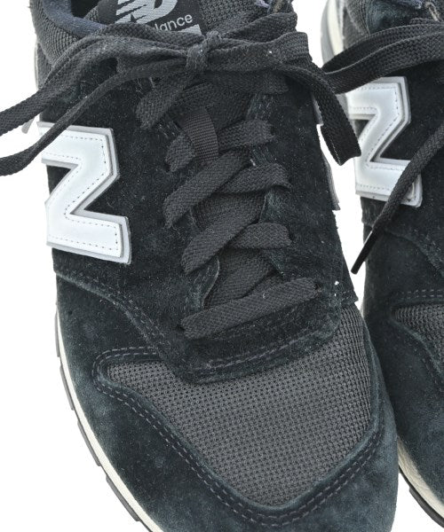 New Balance รองเท้าผ้าใบ