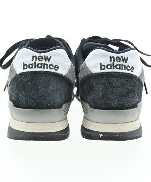 New Balance รองเท้าผ้าใบ