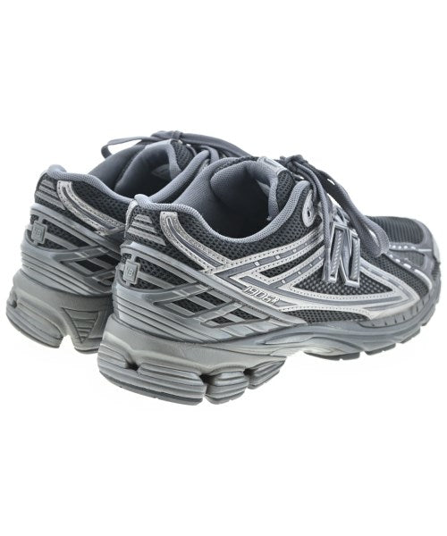 New Balance รองเท้าผ้าใบ