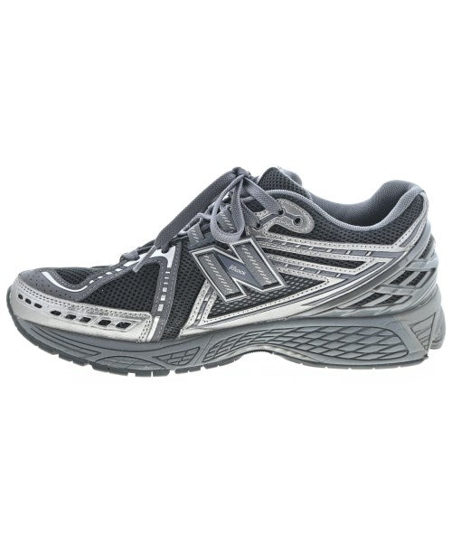 New Balance รองเท้าผ้าใบ