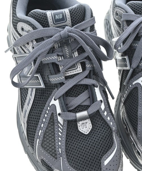 New Balance รองเท้าผ้าใบ