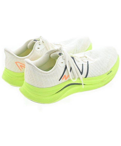 New Balance รองเท้าผ้าใบ