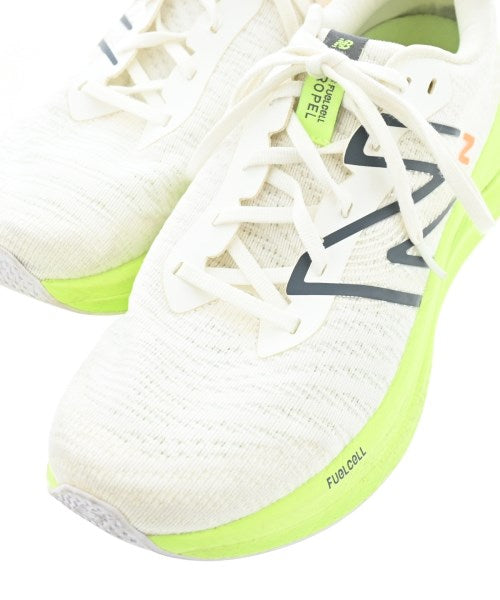 New Balance รองเท้าผ้าใบ