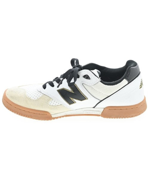 New Balance รองเท้าผ้าใบ