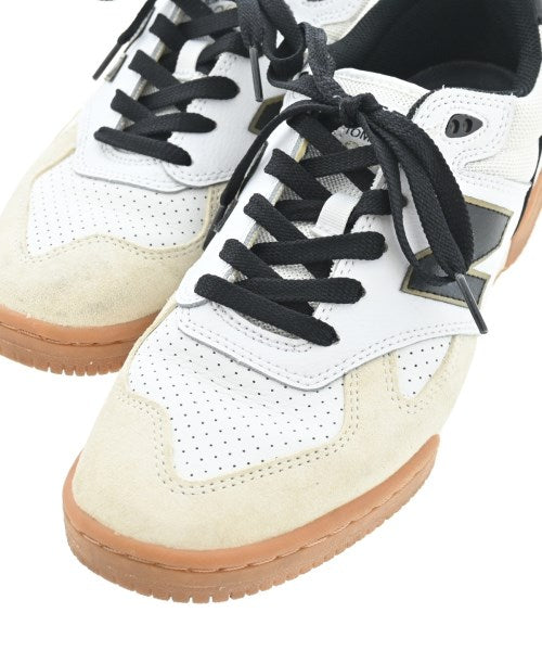 New Balance รองเท้าผ้าใบ