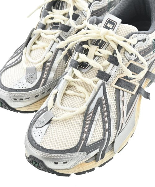 New Balance รองเท้าผ้าใบ