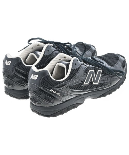 New Balance รองเท้าผ้าใบ
