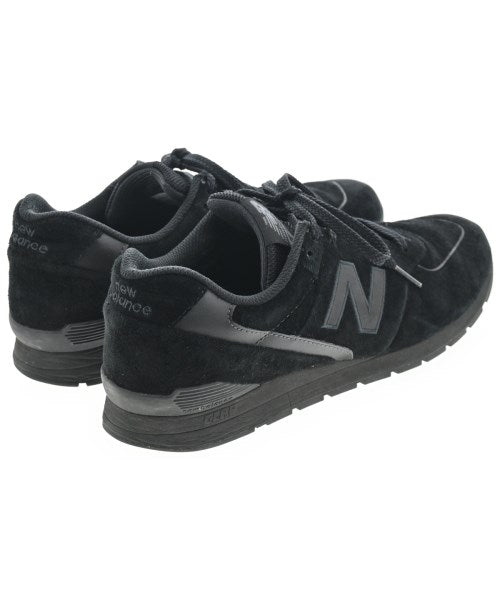 New Balance รองเท้าผ้าใบ