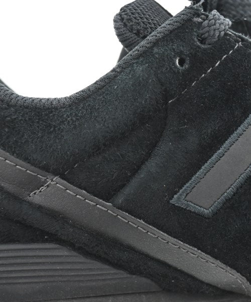 New Balance รองเท้าผ้าใบ