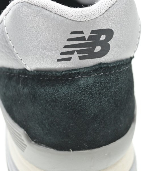 New Balance รองเท้าผ้าใบ