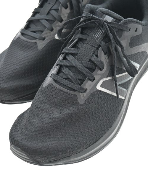 New Balance รองเท้าผ้าใบ
