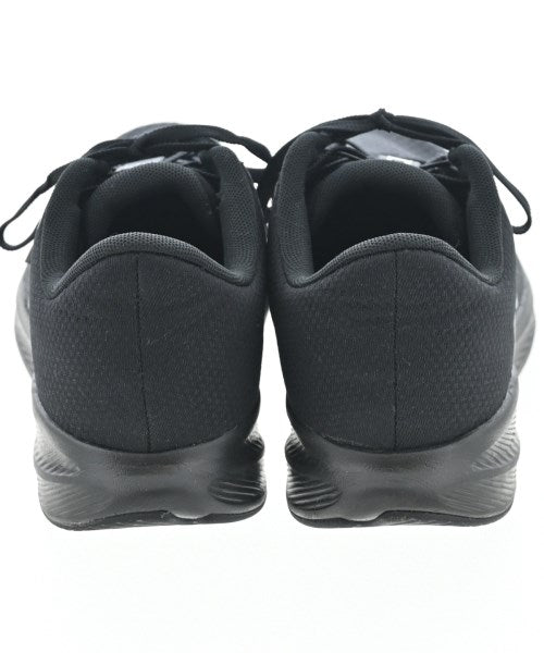 New Balance รองเท้าผ้าใบ