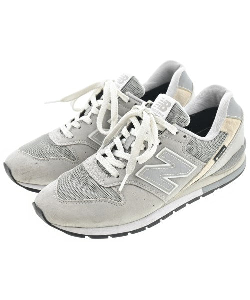 New Balance รองเท้าผ้าใบ