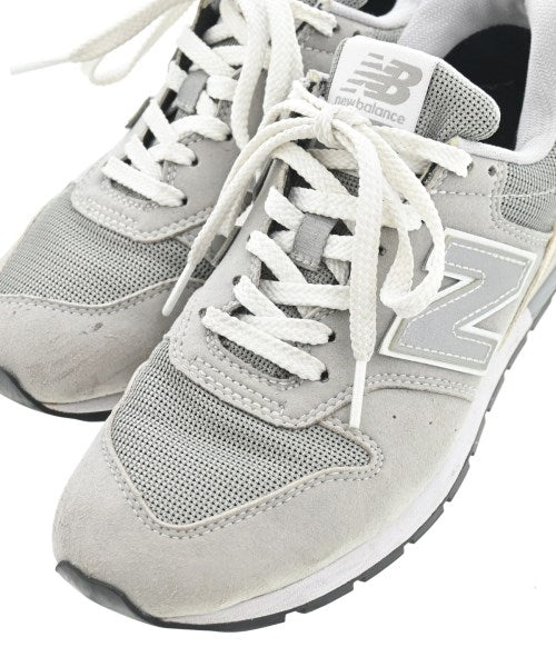 New Balance รองเท้าผ้าใบ