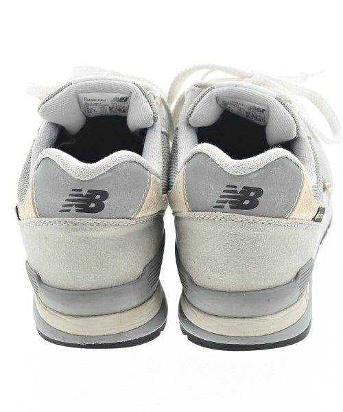 New Balance รองเท้าผ้าใบ