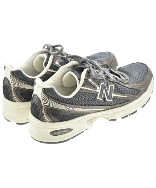 New Balance รองเท้าผ้าใบ