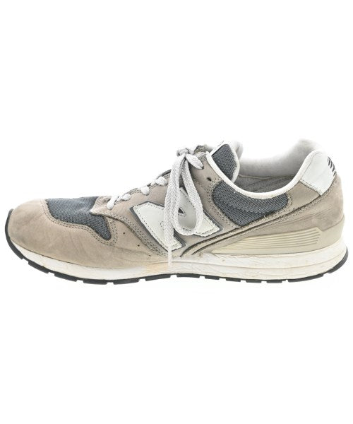 New Balance รองเท้าผ้าใบ