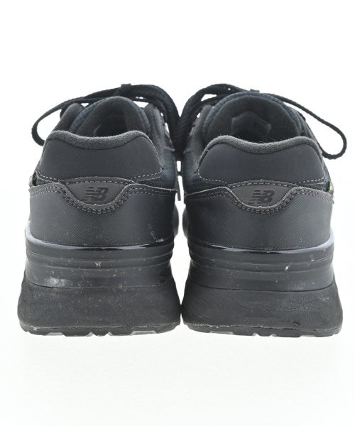 New Balance รองเท้าผ้าใบ