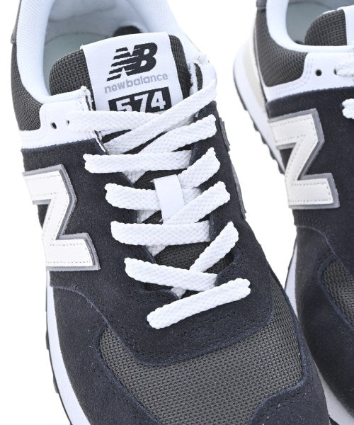 New Balance รองเท้าผ้าใบ
