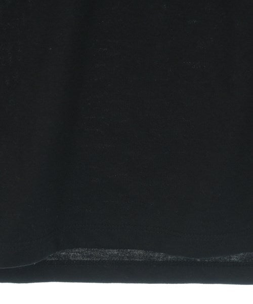 New Balance เสื้อยืด/เสื้อท็อปส์