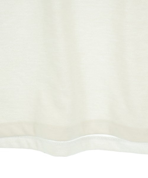 New Balance เสื้อยืด/เสื้อท็อปส์