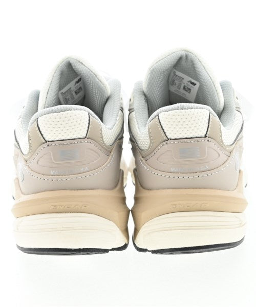 New Balance รองเท้าผ้าใบ