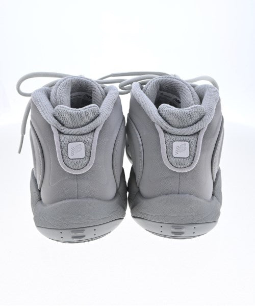 New Balance รองเท้าผ้าใบ