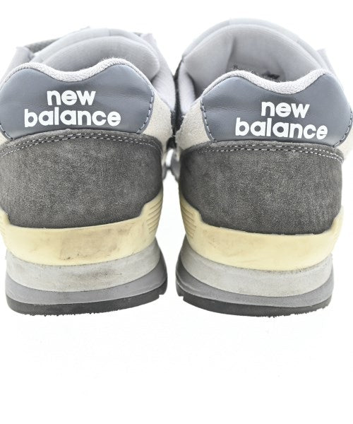 New Balance รองเท้าผ้าใบ