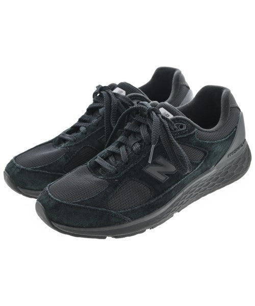 New Balance รองเท้าผ้าใบ