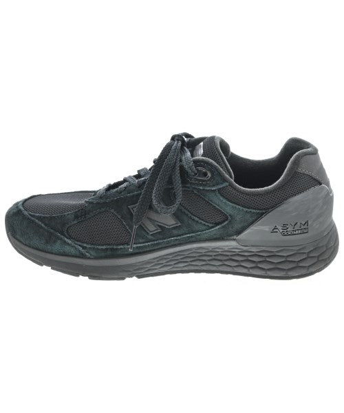 New Balance รองเท้าผ้าใบ