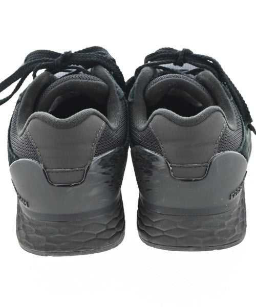 New Balance รองเท้าผ้าใบ