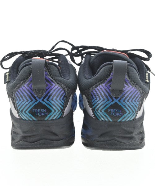 New Balance รองเท้าผ้าใบ