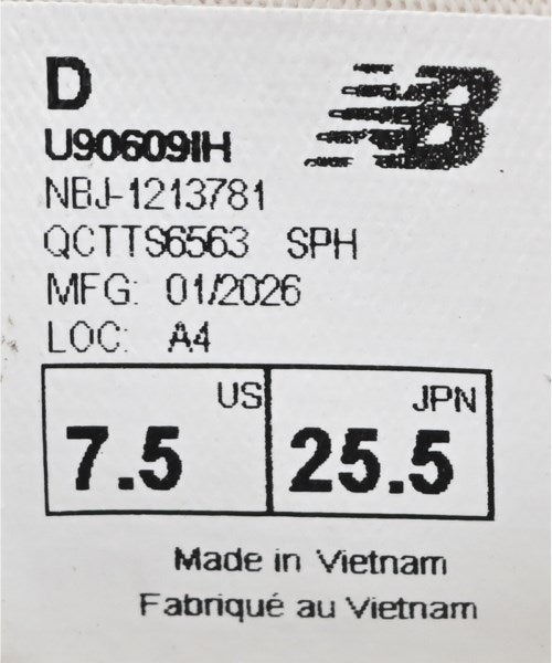 New Balance รองเท้าผ้าใบ