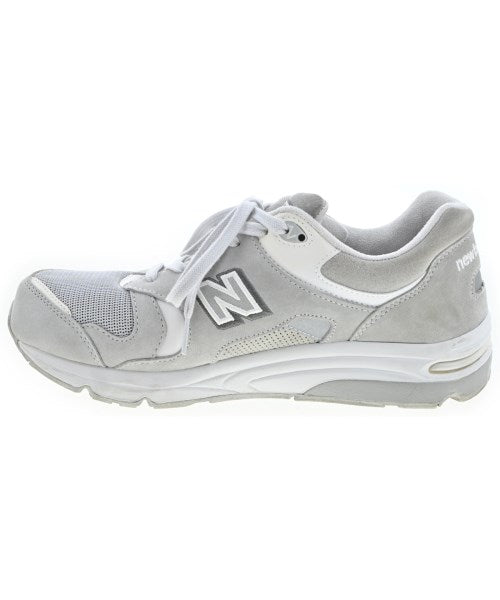 New Balance รองเท้าผ้าใบ