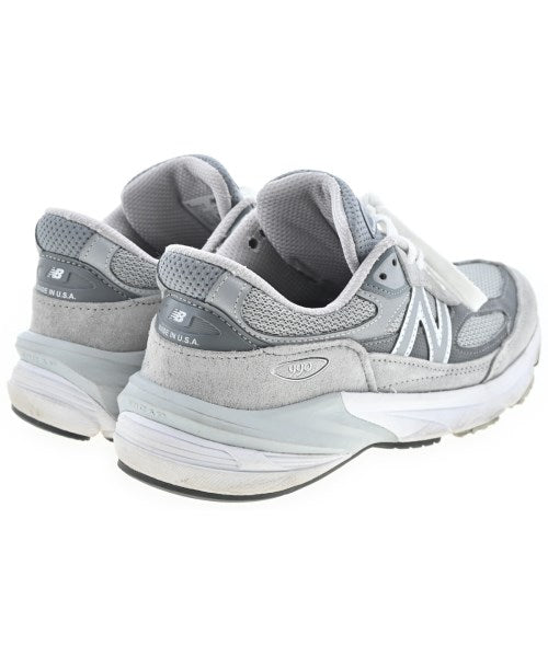New Balance รองเท้าผ้าใบ