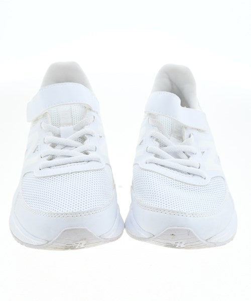 New Balance รองเท้าผ้าใบ