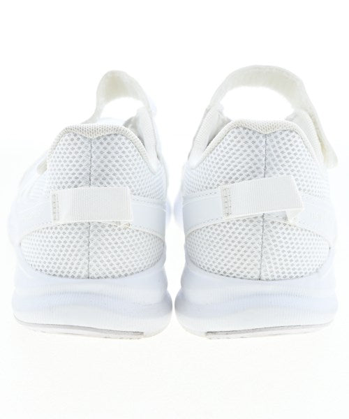 New Balance รองเท้าผ้าใบ
