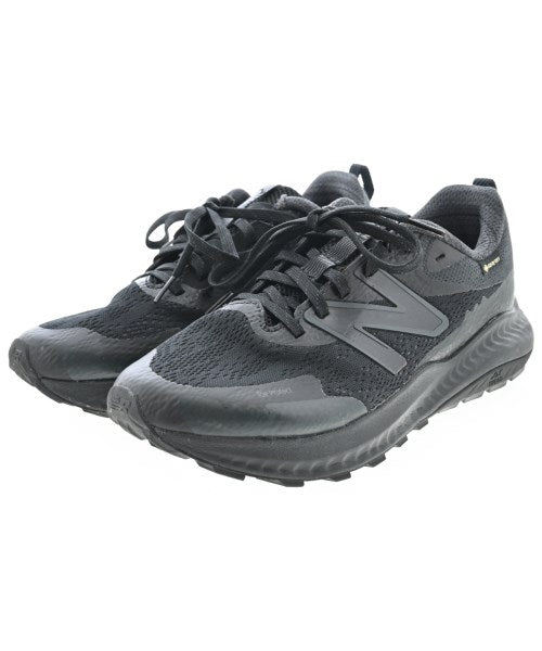 New Balance รองเท้าผ้าใบ